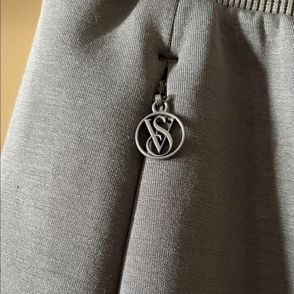 NWT Victoria's Secret Slate Blue Athletic Shorts - Picture 4 of 5